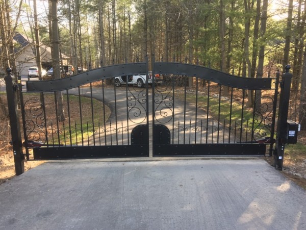 Hyde Park Bi Parting Gate Automated 